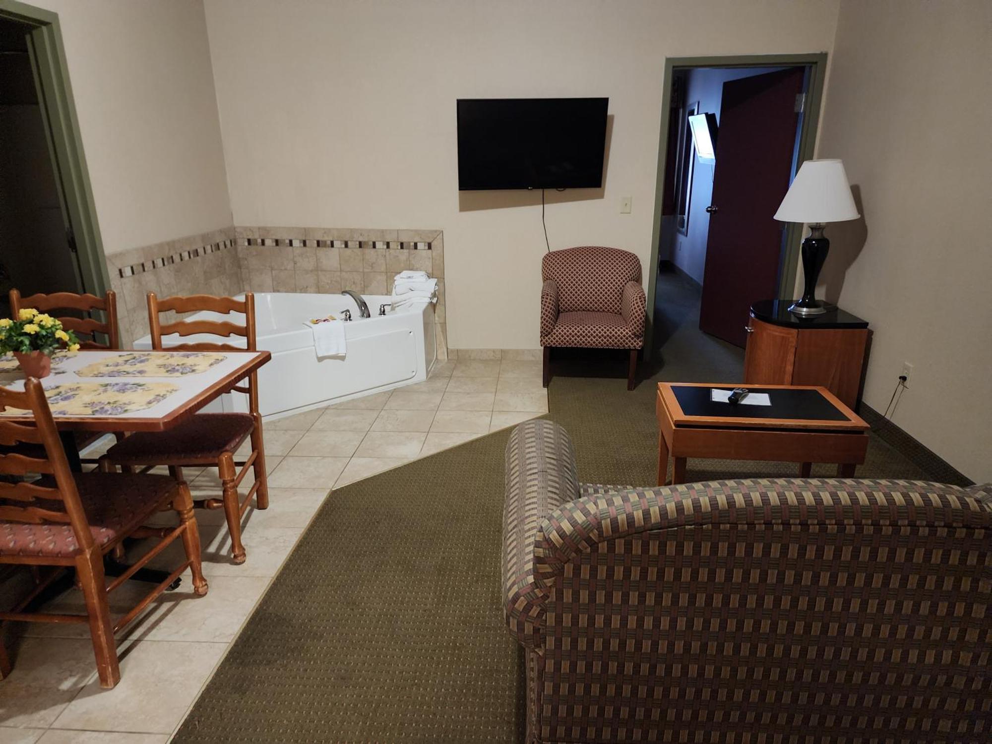 Days Inn By Wyndham Luray Shenandoah Exterior photo